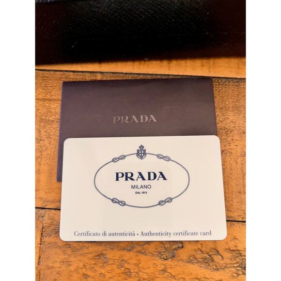 PRADA Black Saffiano Leather Continental Bow Wallet W/Authenticity Card and Box - Picture 5 of 16